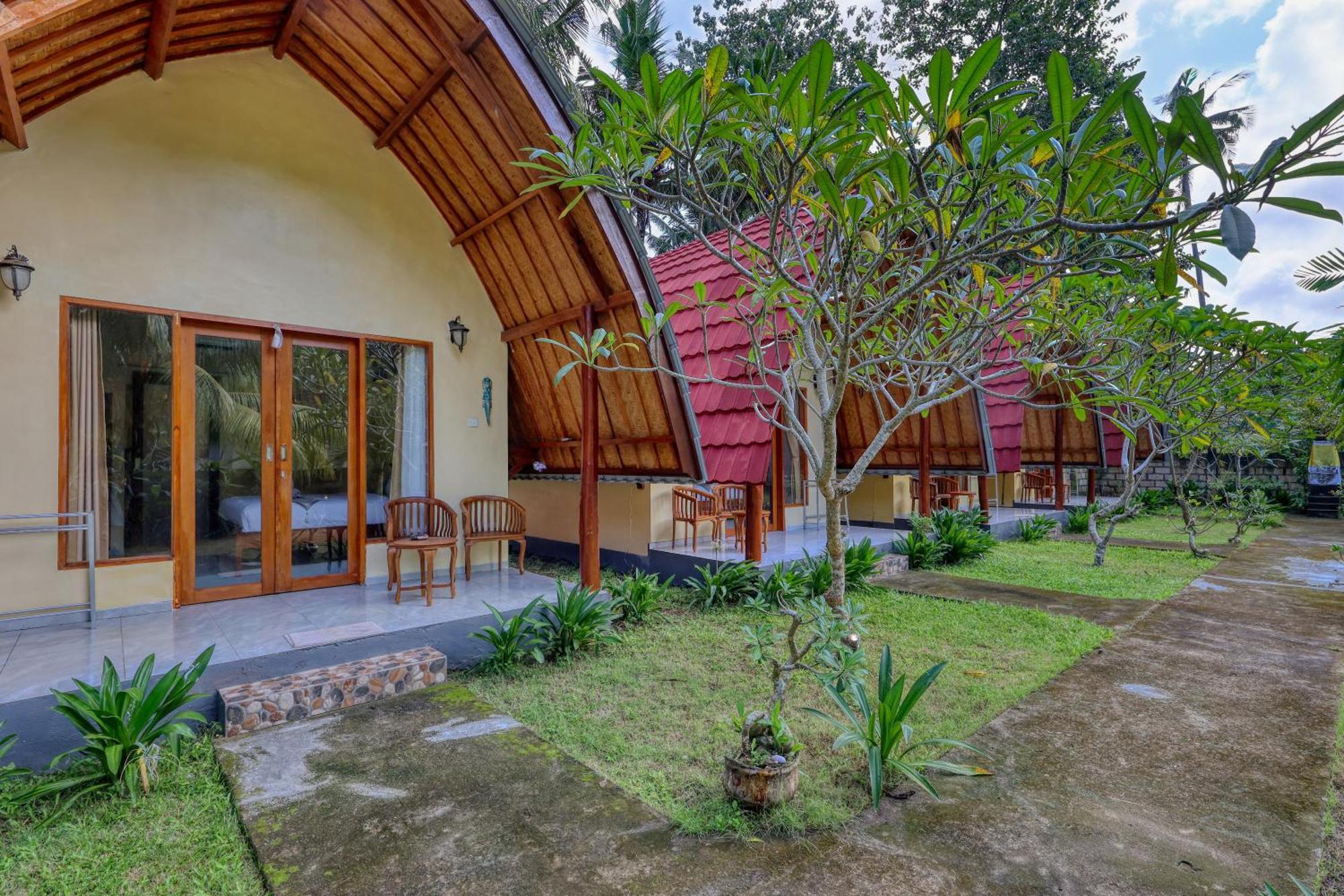 Maharga Bungalows Sakti Exteriör bild